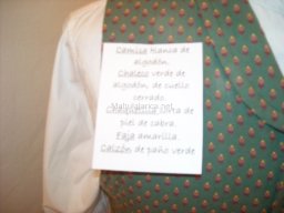 Exposición de indumentaria y costumbres 2009